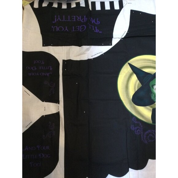 Wizard of Oz Fabric Panel And instructions for DIY Wicked Witch Apron Pockets - Picture 7 of 7